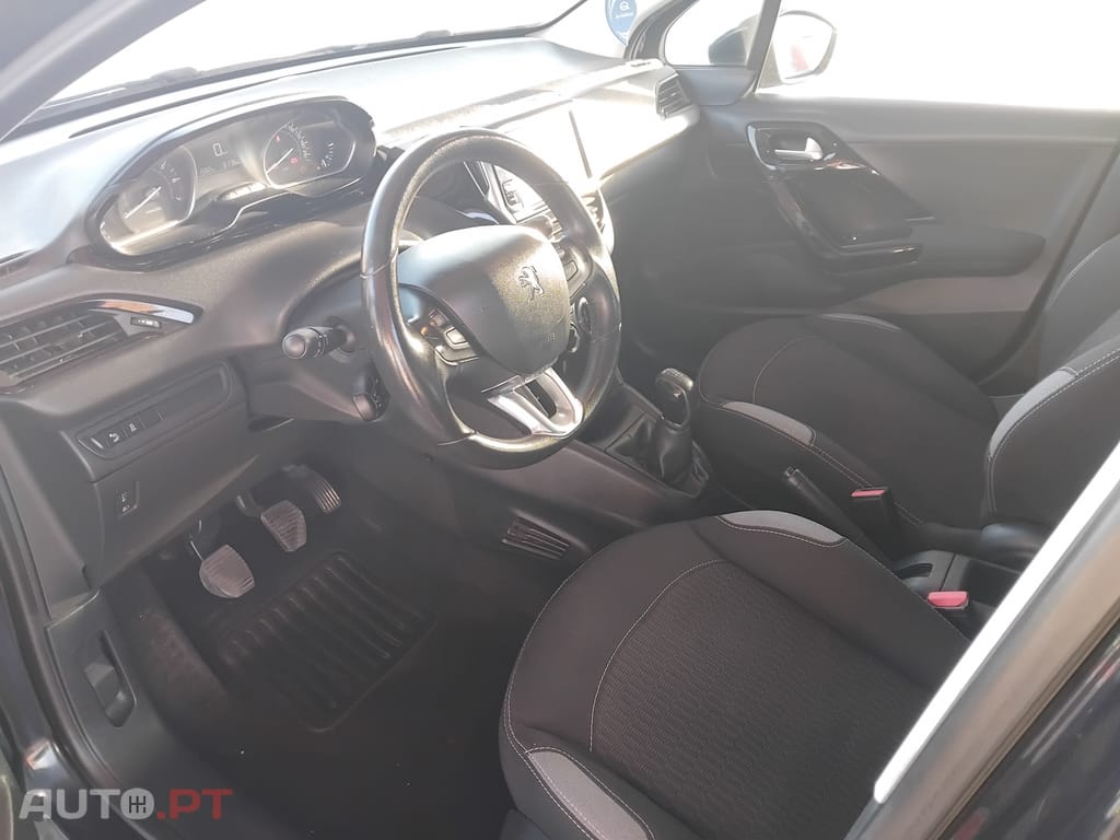 Peugeot 208 1.2 PureTech