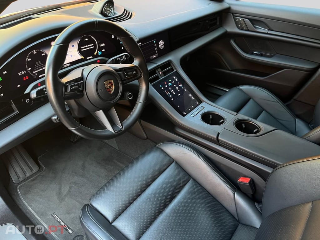 Porsche Taycan 4S I.V.A DEDUTIVEL
