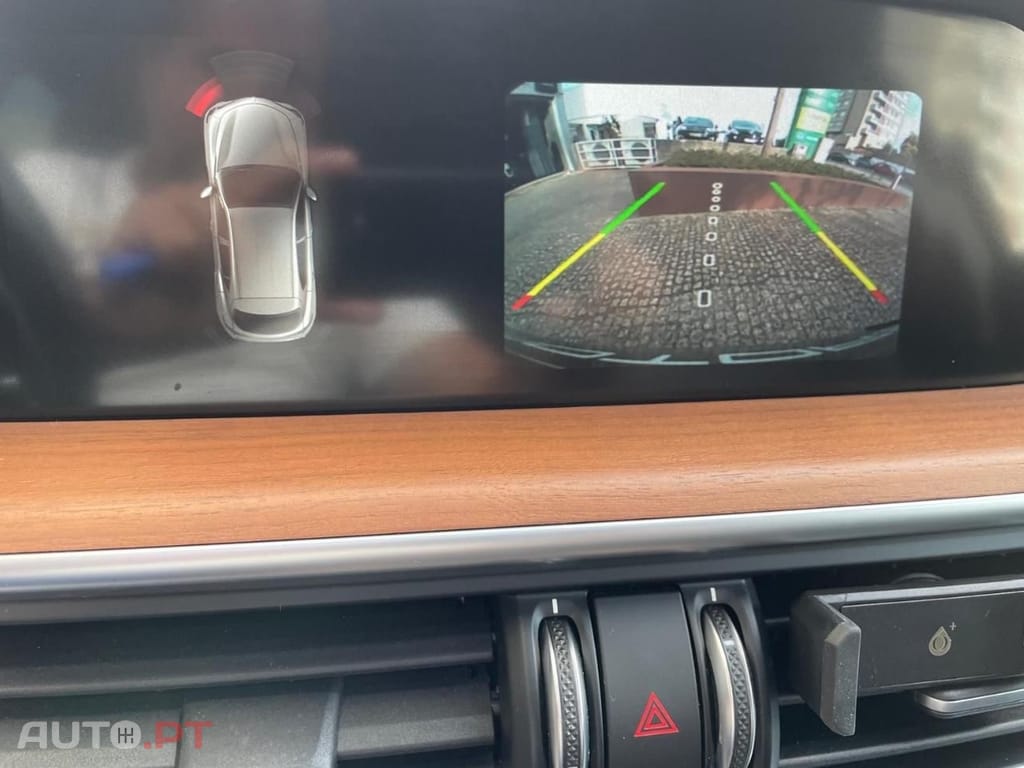 Alfa Romeo Stelvio 2.0 Turbo 16V AT8-Q4 First Edition