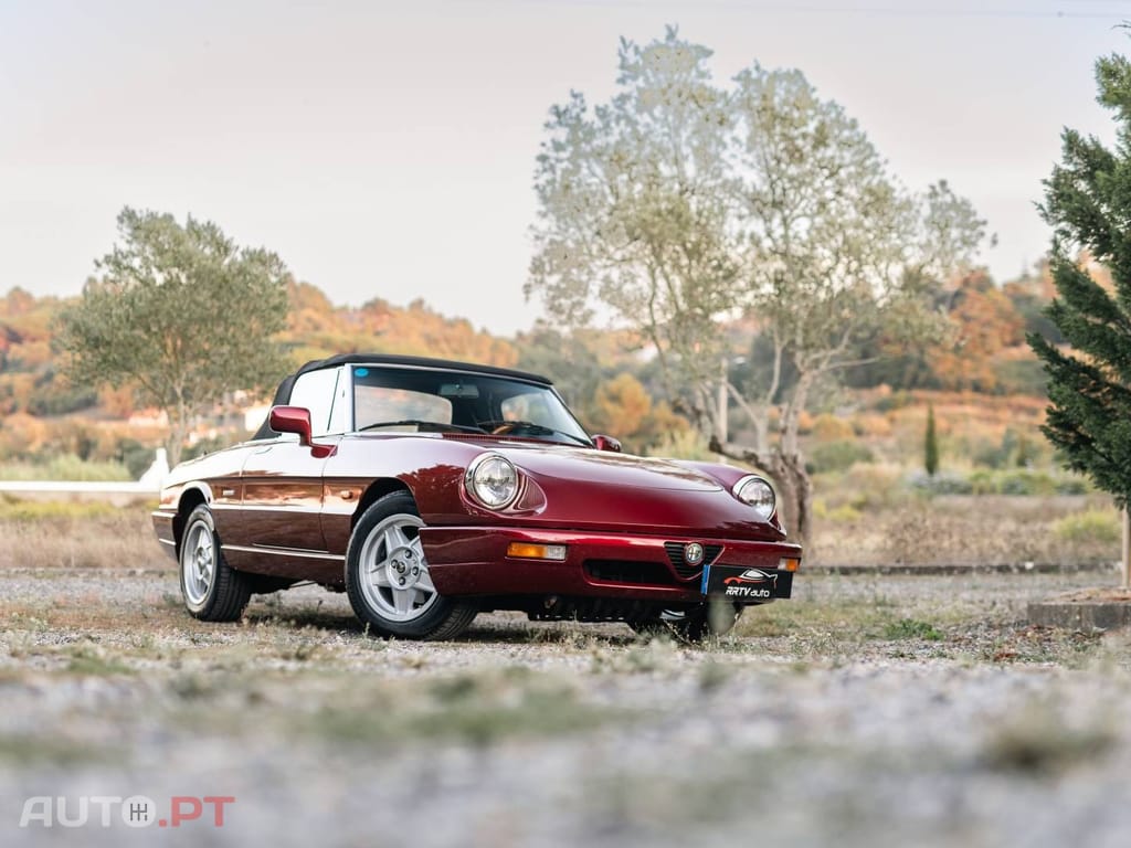 Alfa Romeo Spider 2.0