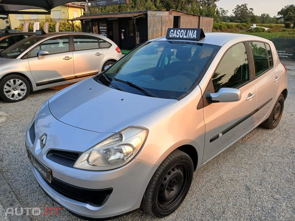 Renault Clio 1.2 16V Confort