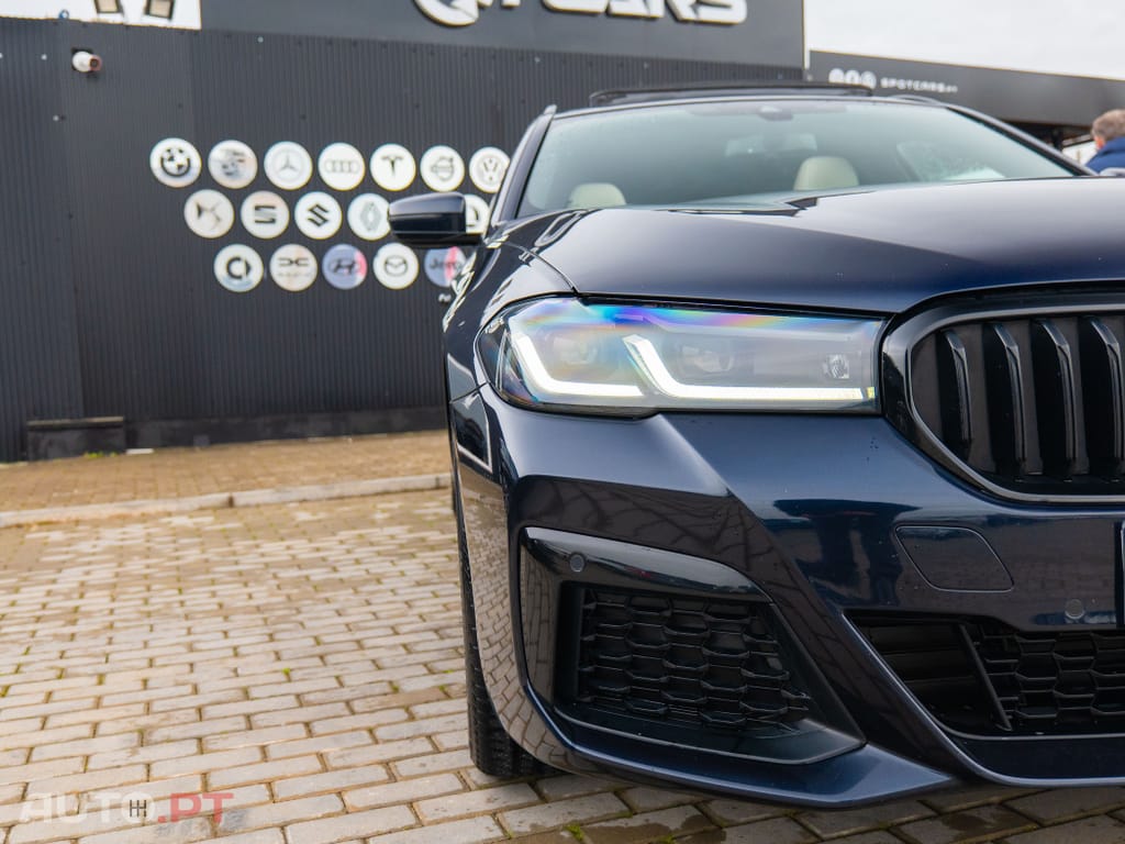 BMW 520 d Pack Desportivo M Auto