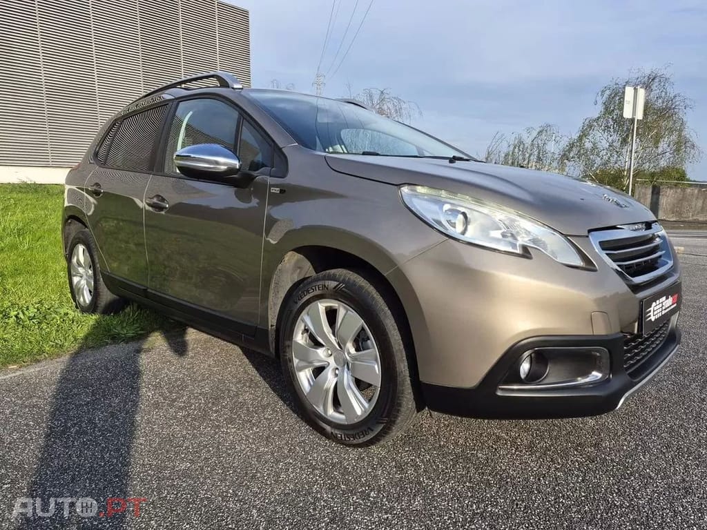 Peugeot 2008 1.2 PureTech Style