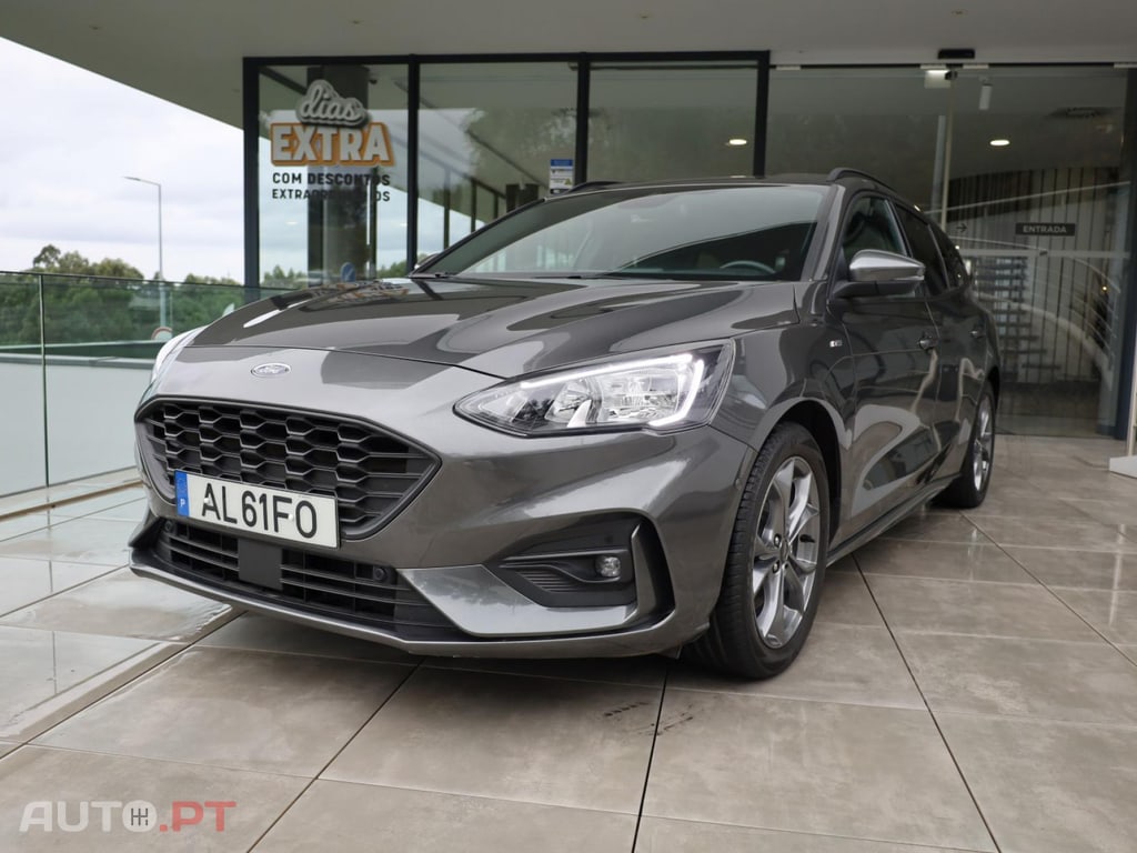 Ford Focus ST 1.0 EcoBoost MHEV ST-Line