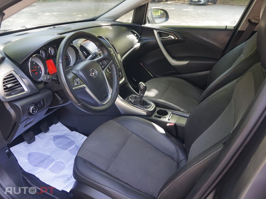 Opel Astra Sports Tourer Cosmo 1.7 CDTI