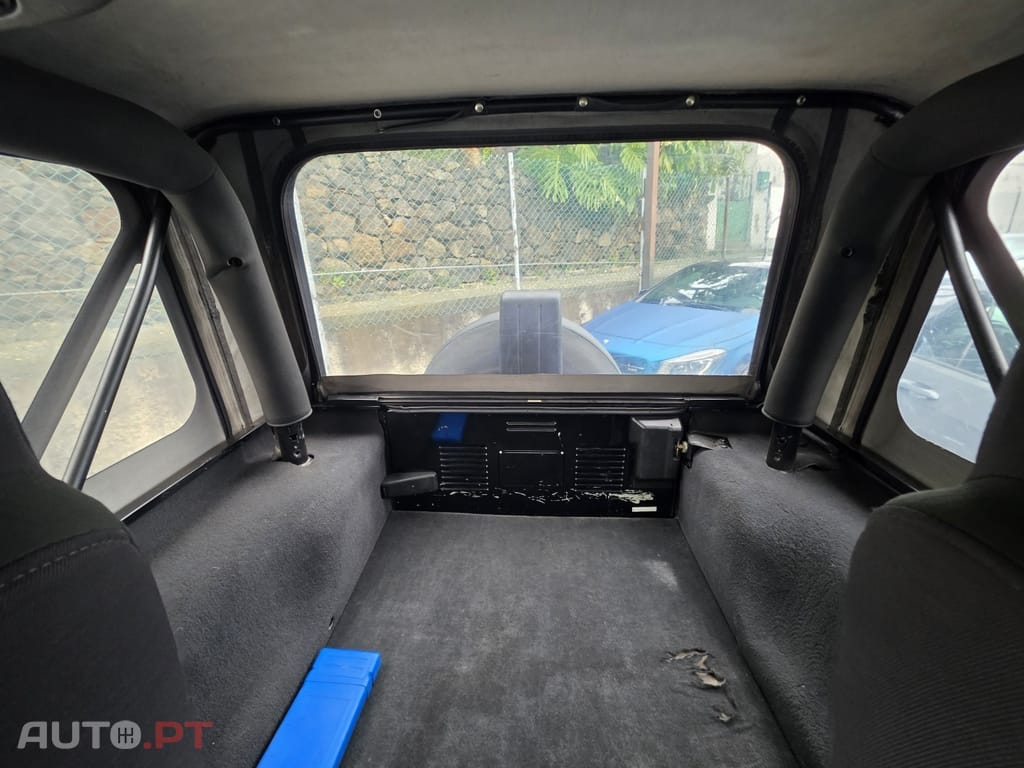 Jeep Wrangler 2.4