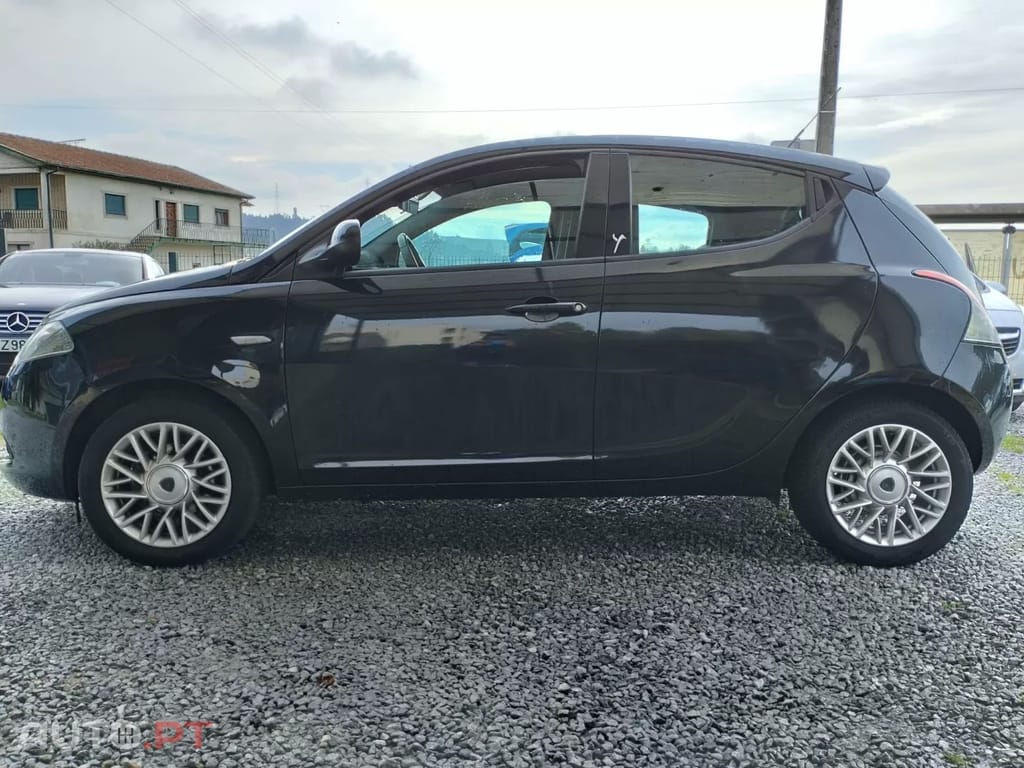 Lancia Ypsilon 1.2 S&S Gold