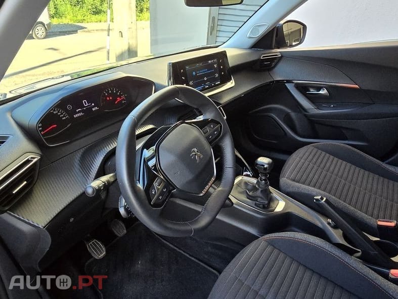 Peugeot 2008 1.2 PureTech Active
