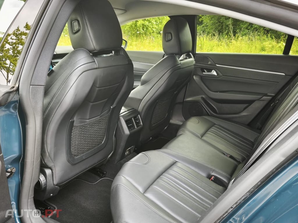 Peugeot 508 1.6 Hybrid Allure Pack e-EAT8