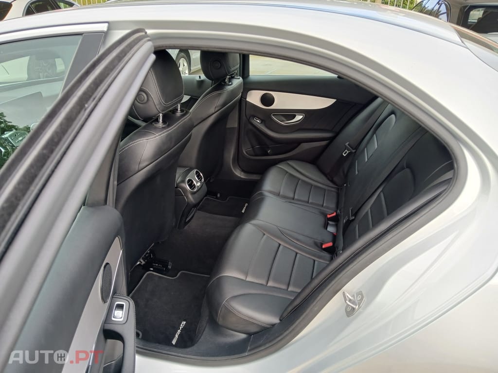 Mercedes-Benz C 220 d 9G-TRONIC AMG Line