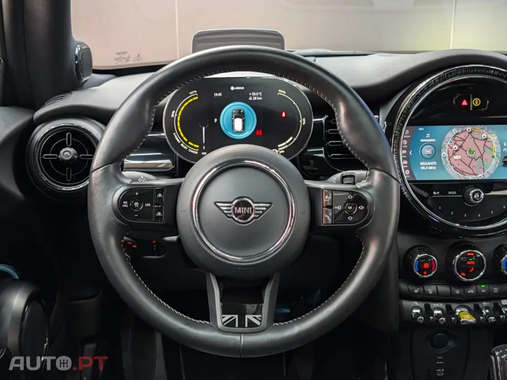 MINI Cooper Cooper SE Yours