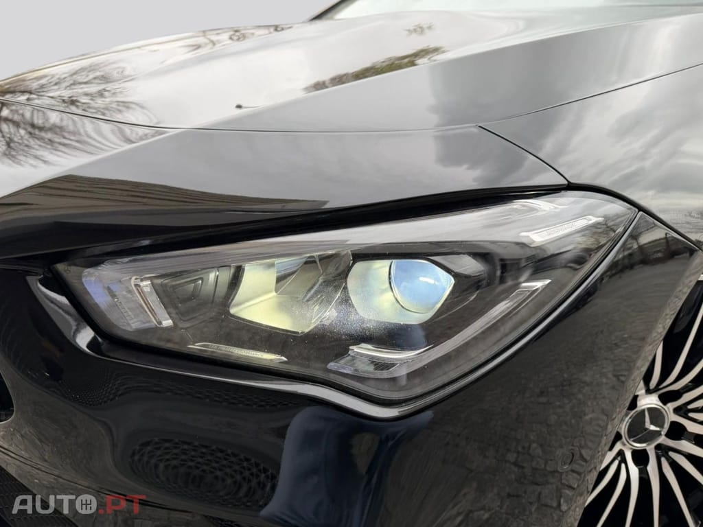 Mercedes-Benz CLA 180 D Business DCT