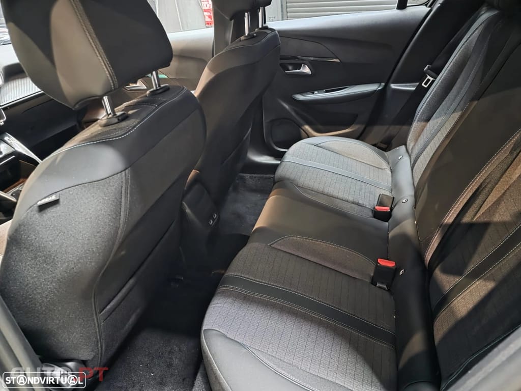 Peugeot E-208 50 kWh Active Pack