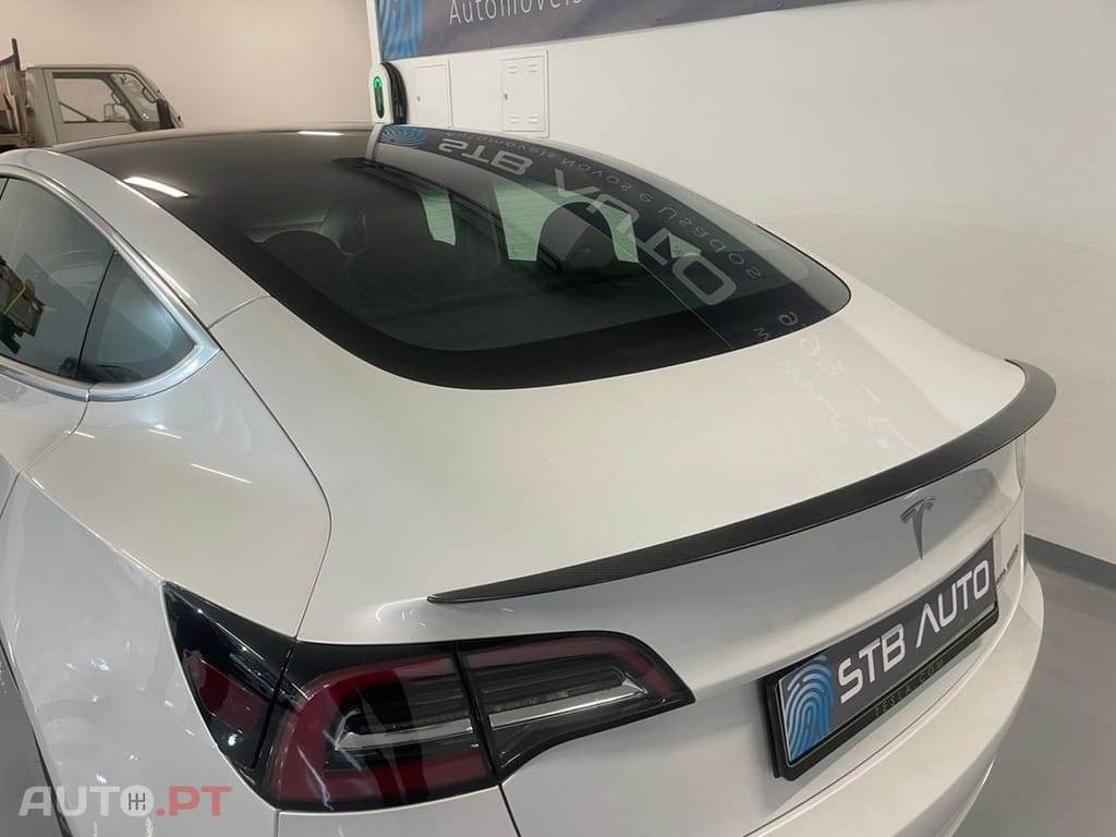 Tesla Model 3 Performance Dual Motor AWD