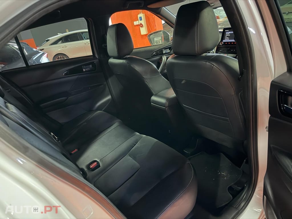 Mitsubishi Eclipse Cross 2.4 PHEV eMotion