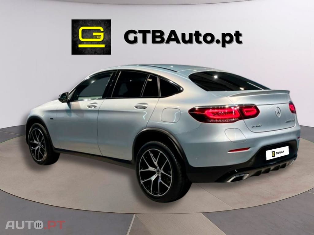 Mercedes-Benz GLC 300 I.V.A DEDUTÍVEL de 4matic Coupe AMG 