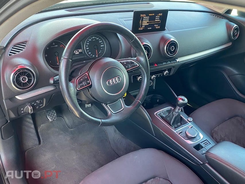 Audi A3 Sportback 1.6 TDi S-line