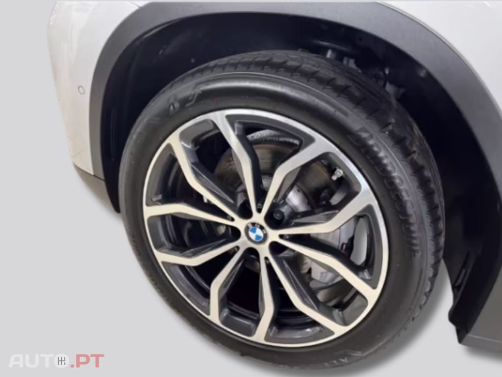 BMW X3 xDrive 30e A X-Line 20 I.V.A DEDUTÍVEL 