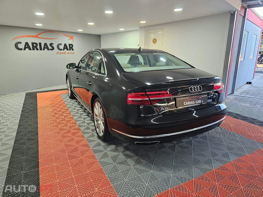 Audi A8 3.0 TDI V6 quattro Clean Exclusive