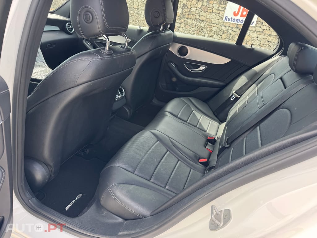 Mercedes-Benz C 300 BlueTEC Hybrid AMG Line