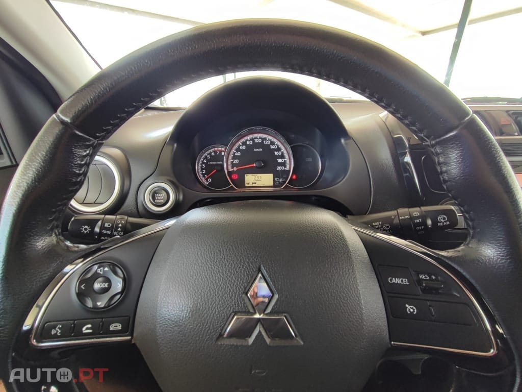Mitsubishi Space Star 1.2 Intense