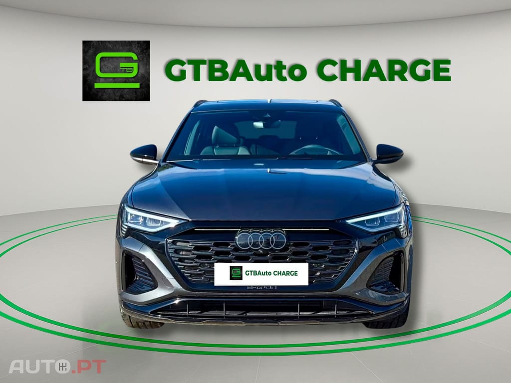 Audi Q8 E-Tron I.V.A DEDUTIVEL 55 S line