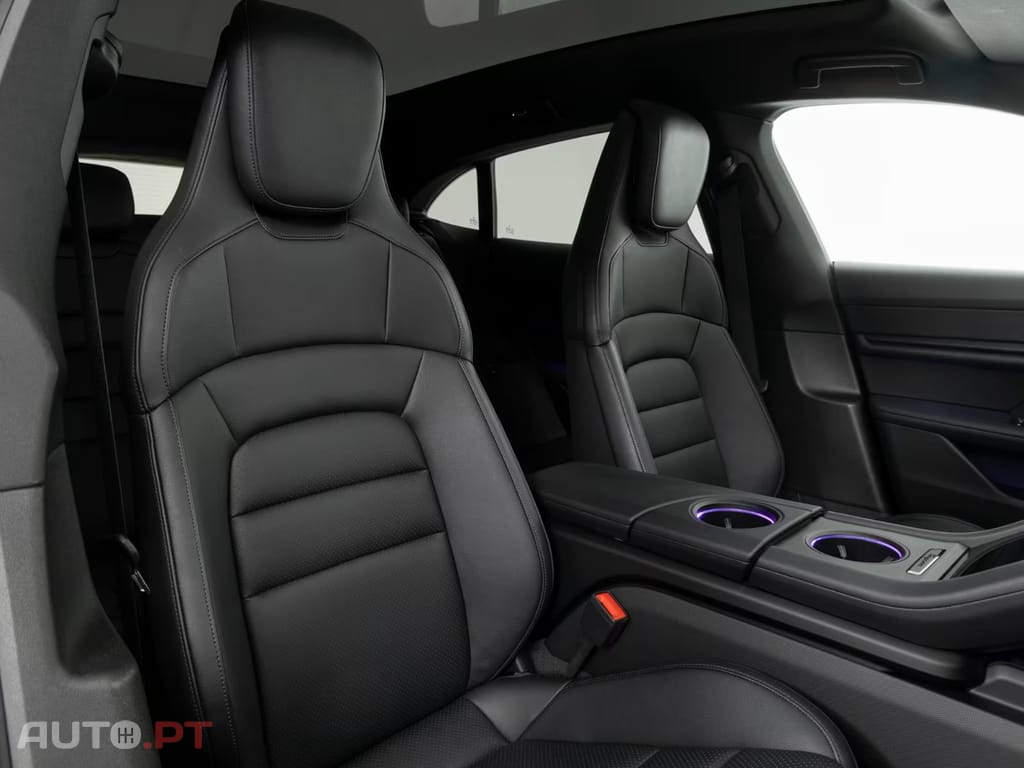 Porsche Taycan Bose