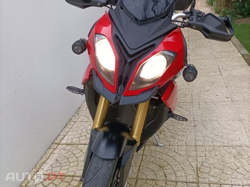 BMW S S1000XR