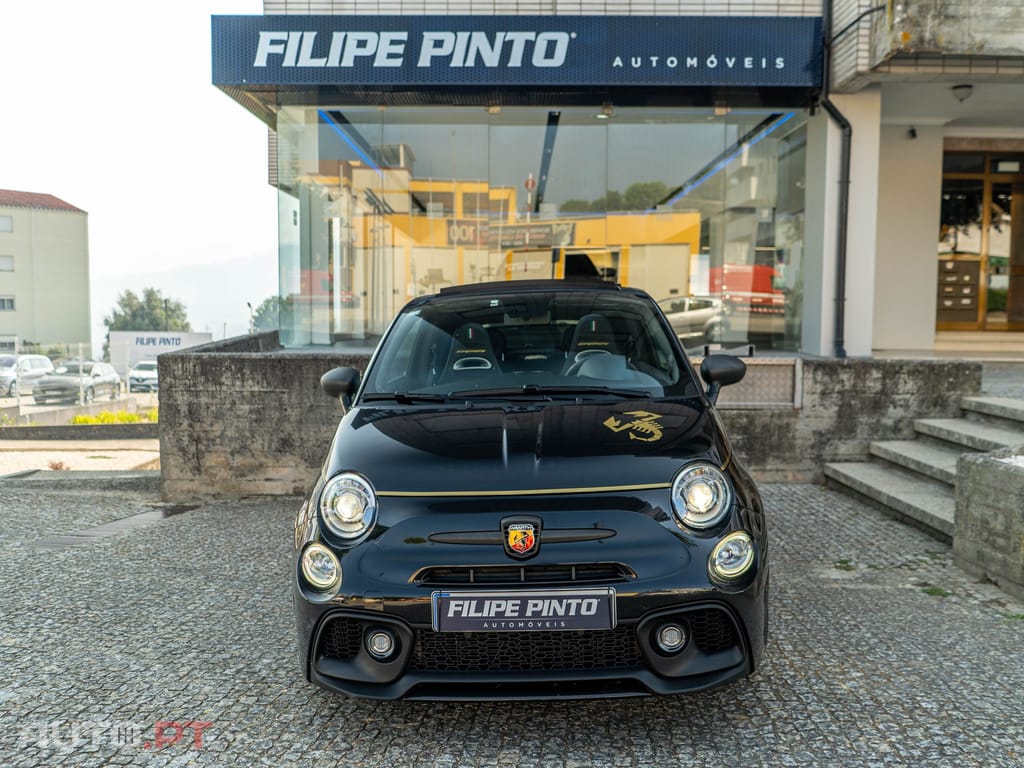 Abarth 595C 1.4 T-Jet Scorpioneoro