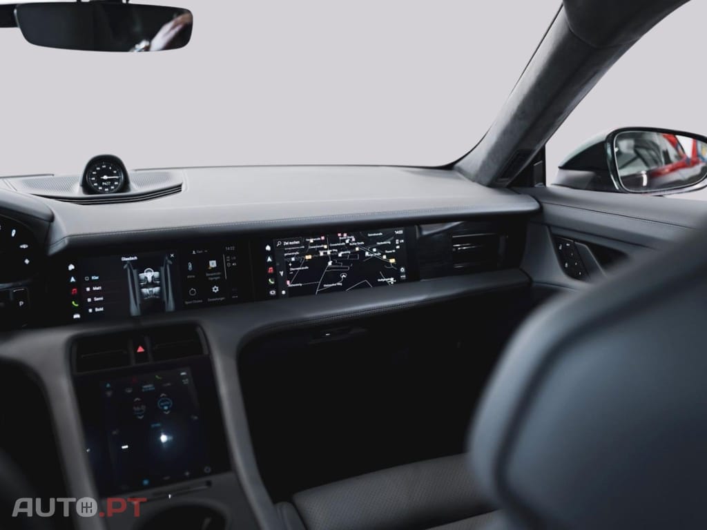 Porsche Taycan GTS 88 % I.V.A DEDUTIVEL 