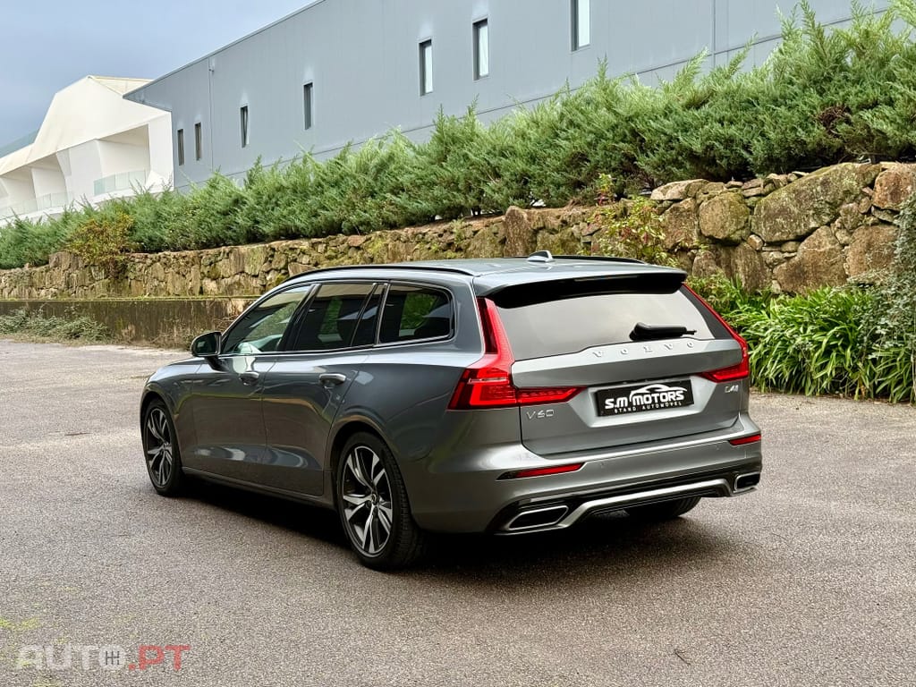 Volvo V60 2.0 D4 R-Design Geartronic