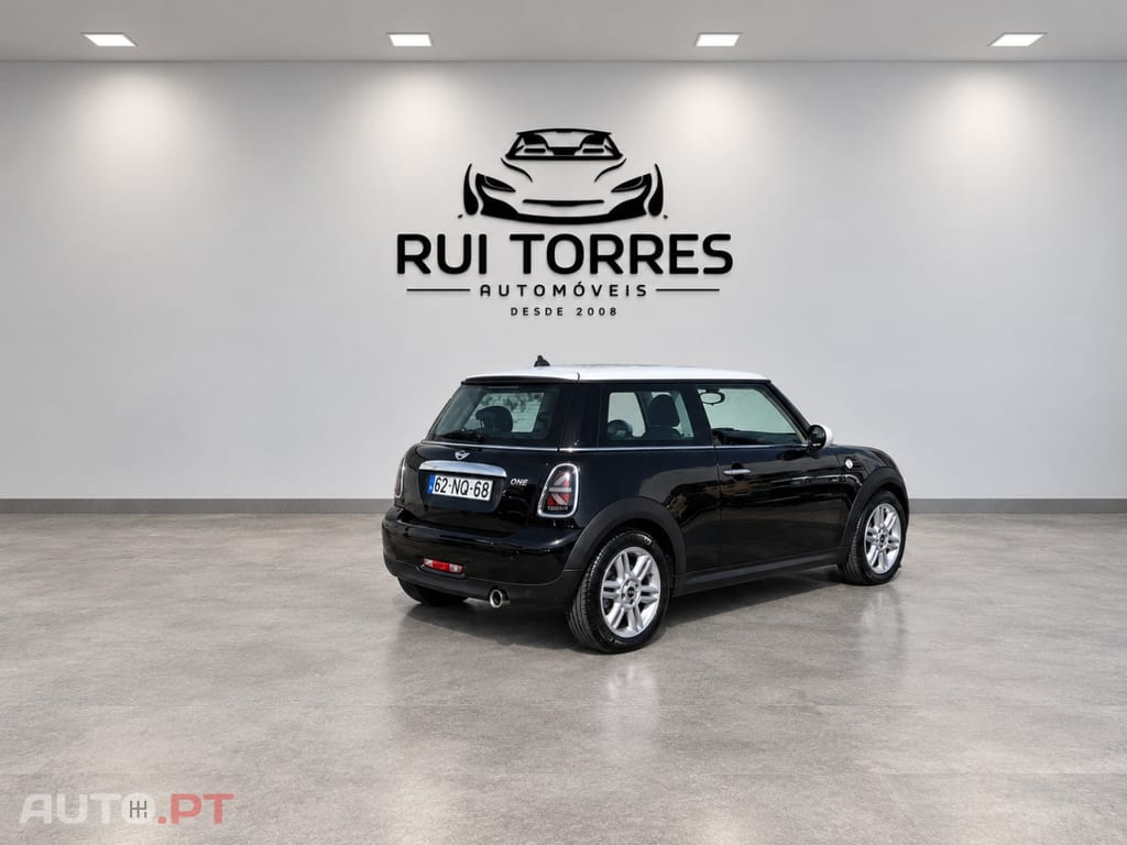 MINI Cooper One 1.6