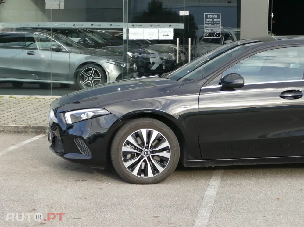 Mercedes-Benz A 250 e Style Plus