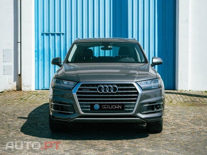 Audi Q7 3.0 TDi quattro Tiptronic 7L