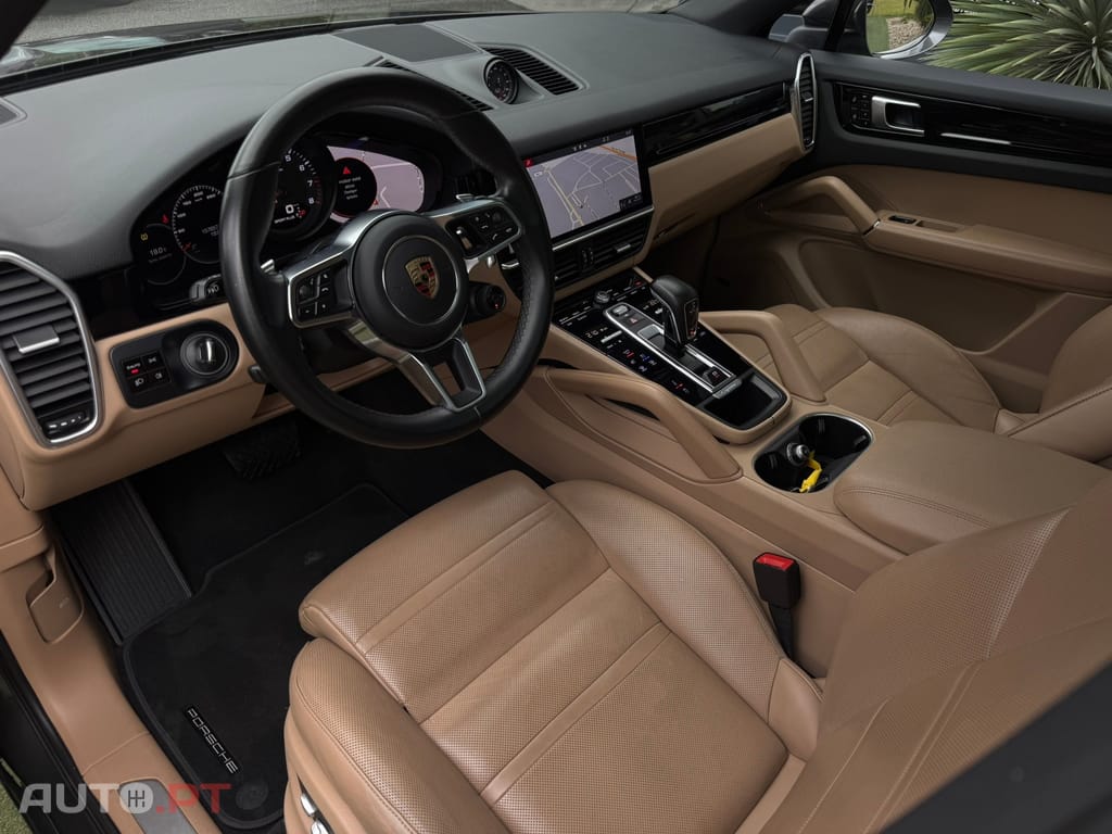 Porsche Cayenne Standard