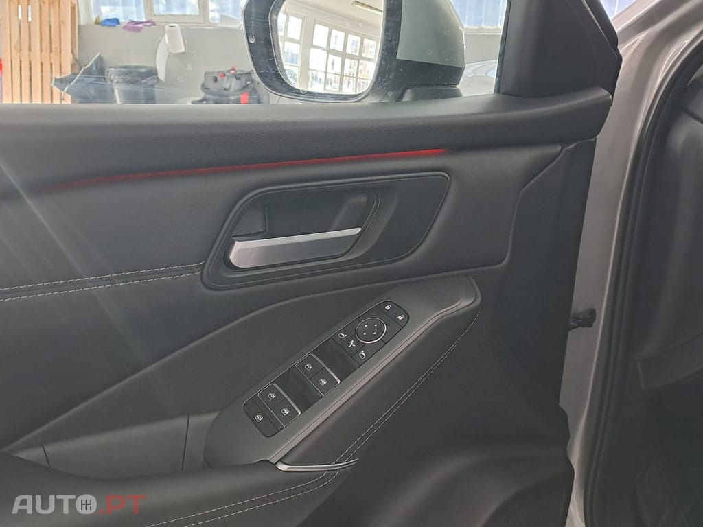 Nissan Qashqai 1.3 DIG-T N-Connecta LED