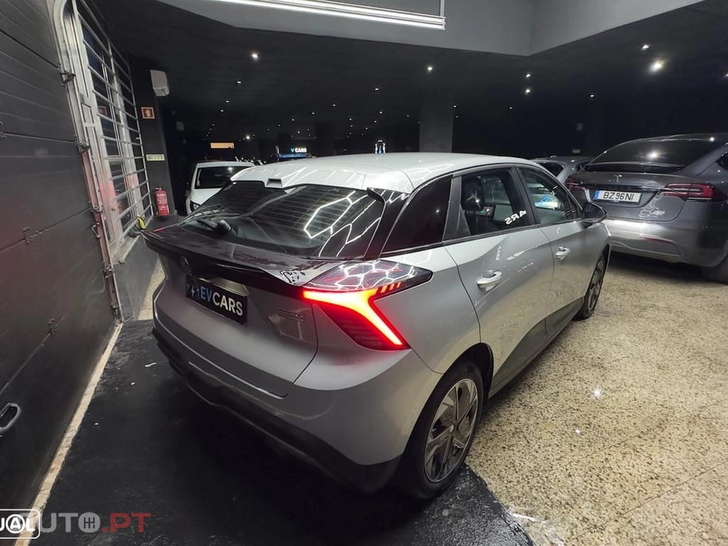 MG MG4 51 kWh Standard