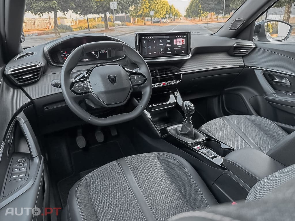 Peugeot 2008 1.2 PureTech Allure