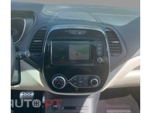 Renault Captur 1.5 dCi Energy Initial Paris