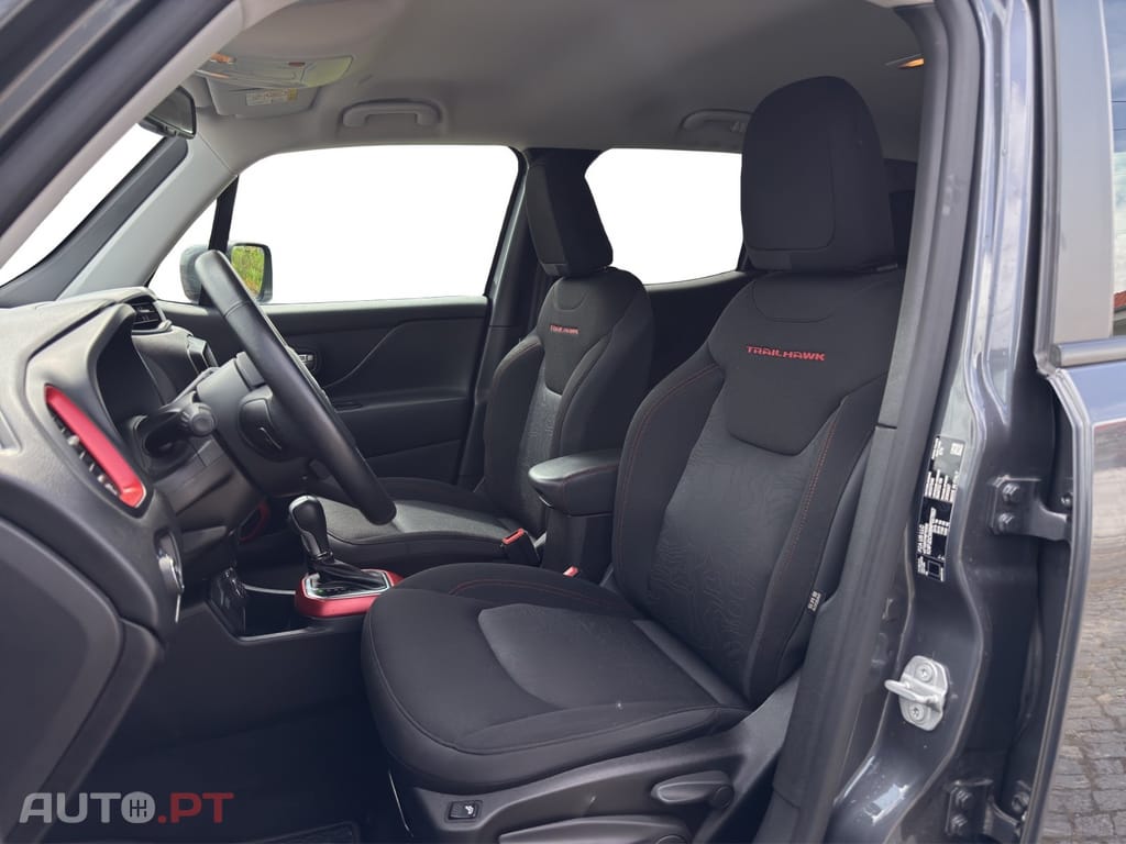 Jeep Renegade 1.3 TG 4Xe Trailhawk