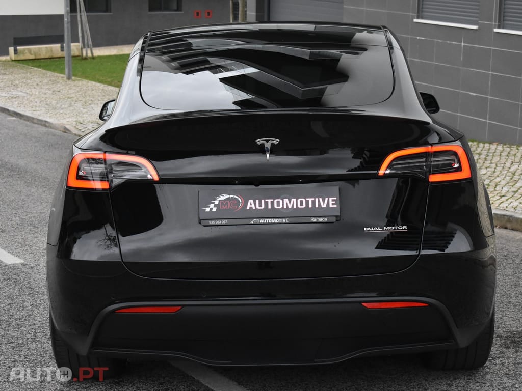 Tesla Model Y Performance Tração Integral