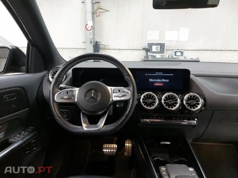 Mercedes-Benz GLA 250 e 8G-DCT AMG Line