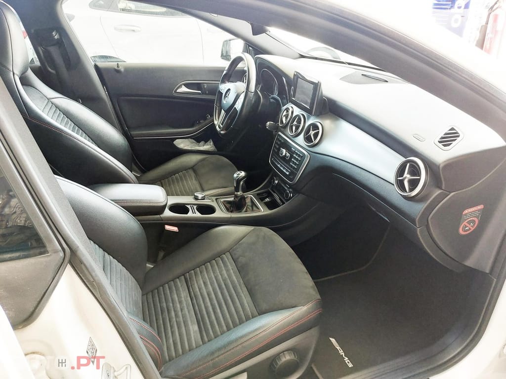 Mercedes-Benz CLA 200 CDi AMG Line
