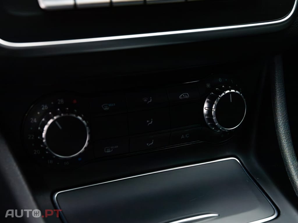 Mercedes-Benz CLA 200 d Shooting Brake AMG Line Aut.