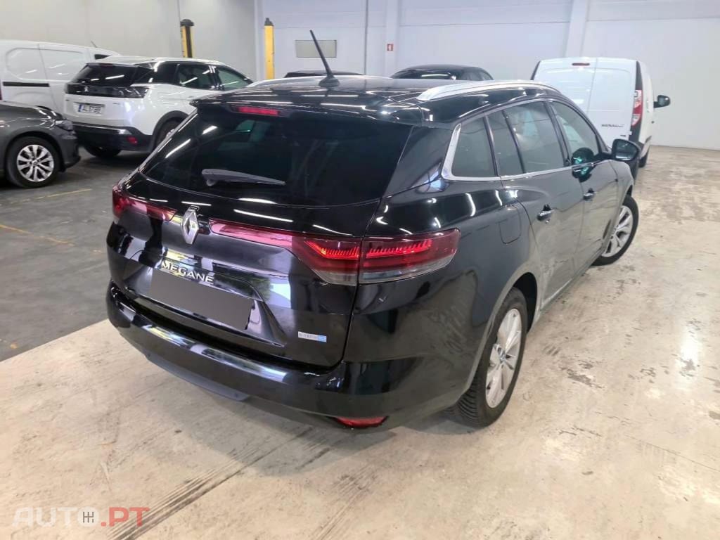 Renault Mégane Sport Tourer  1.6 E-Tech Plug-In Intens