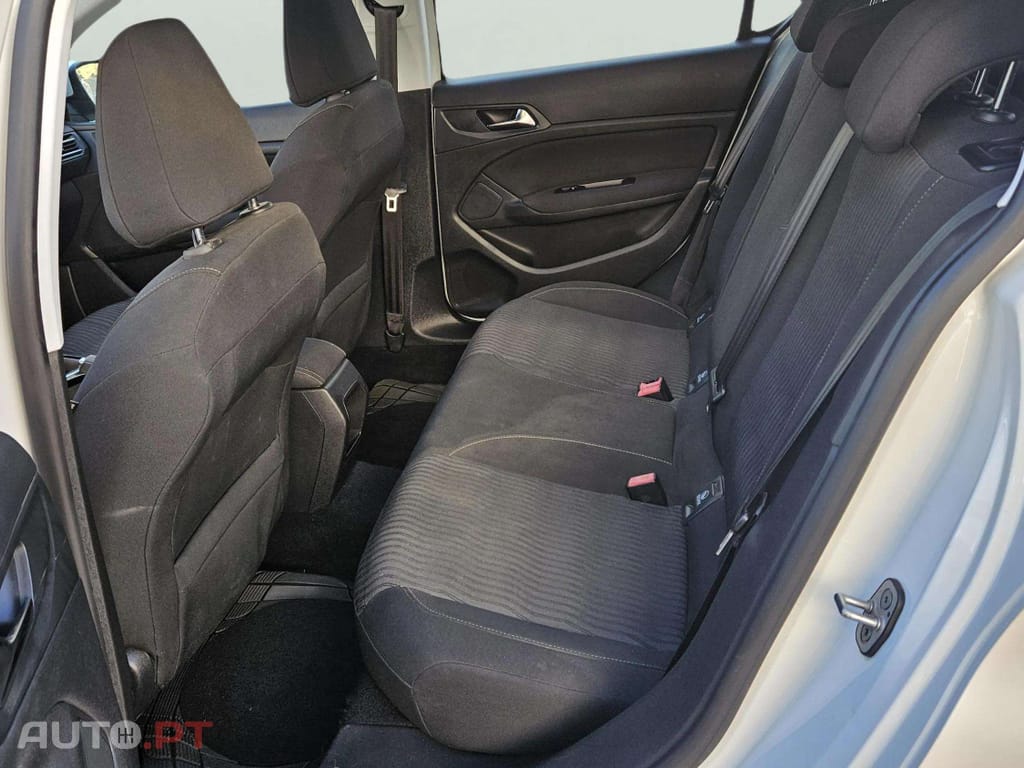 Peugeot 308 1.6 e-HDi Allure