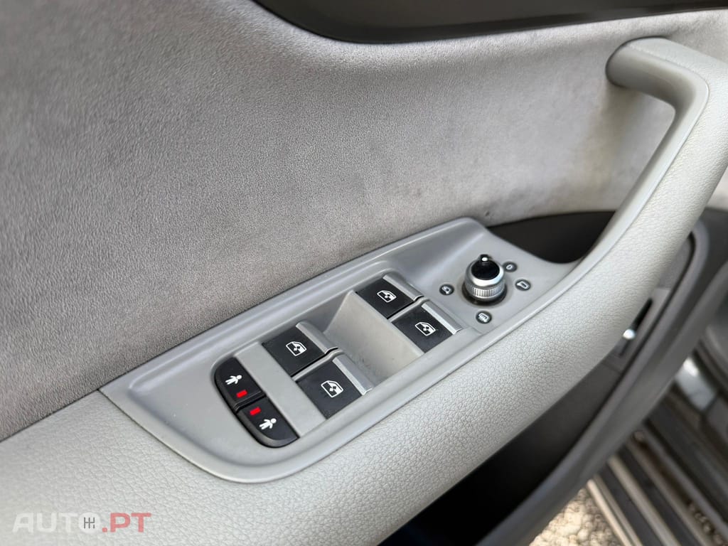 Audi Q7 3.0 TDI quattro tiptronic 7L