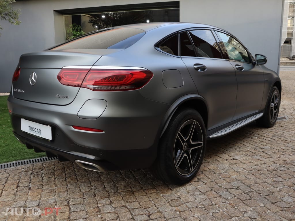 Mercedes-Benz GLC 300 de Coupe 4Matic 9G-TRONIC AMG Line