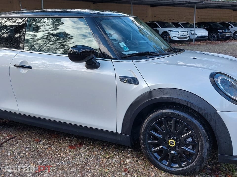 MINI Cooper Cooper SE