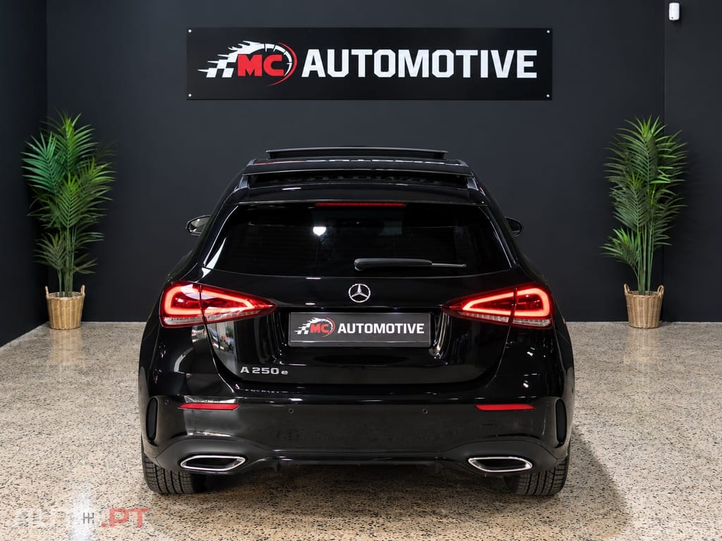 Mercedes-Benz A 250 e AMG Line foto 4